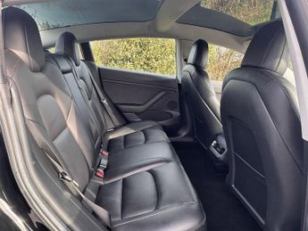 Tesla Model 3 STANDARD RANGE PLUS