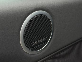 Land Rover Discovery 3.0 TD V6 HSE Auto 4WD Euro 6 (s/s) 5dr