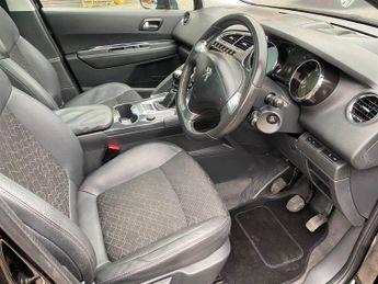 Peugeot 3008 Blue HDI S/S Allure