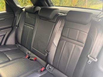 Land Rover Range Rover Evoque R-DYNAMIC S D180