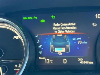 Toyota Camry 2.5 VVT-h Excel CVT Euro 6 (s/s) 4dr