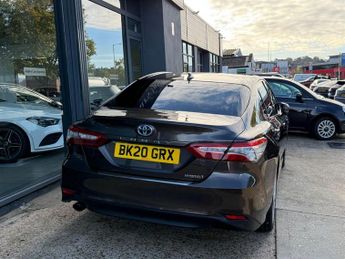 Toyota Camry 2.5 VVT-h Excel CVT Euro 6 (s/s) 4dr