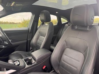 Jaguar E-Pace P300e 12.17kWh R-DYNAMIC HSE