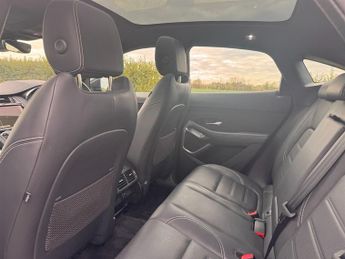 Jaguar E-Pace P300e 12.17kWh R-DYNAMIC HSE