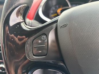 Renault Clio 1.5 dCi Dynamique S MediaNav Hatchback 5dr Diesel EDC Euro 5 (90