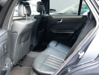 Mercedes E220 AMG NIGHT EDITION PREMIUM