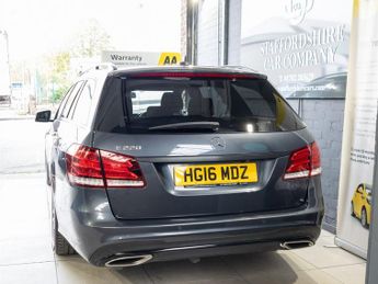 Mercedes E220 AMG NIGHT EDITION PREMIUM