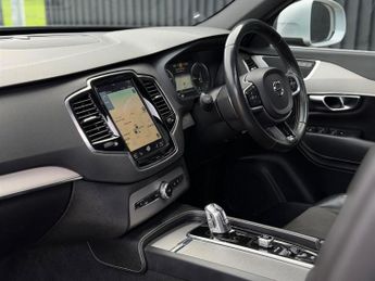 Volvo XC90 2.0h T8 Twin Engine 10.4kWh R-Design Pro Auto 4WD Euro 6 (s/s) 5