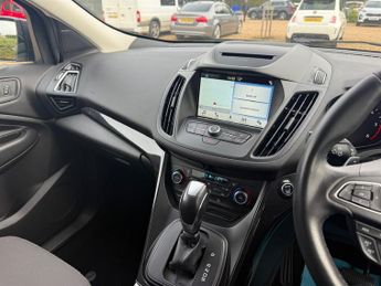 Ford Kuga 2.0 TDCi Titanium SUV 5dr Diesel Powershift AWD Euro 6 (s/s) (18