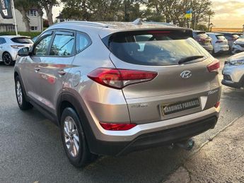 Hyundai Tucson 1.7 CRDi Blue Drive SE Nav SUV 5dr Diesel DCT Euro 6 (s/s) (141 