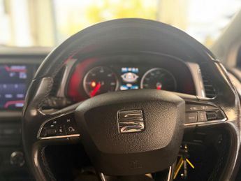 SEAT Leon 1.6 TDI SE Dynamic Technology ST 5dr Diesel DSG Euro 6 (s/s) (11