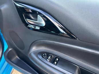 DS 3 1.2 PureTech Prestige Hatchback 3dr Petrol EAT6 Euro 6 (s/s) (11