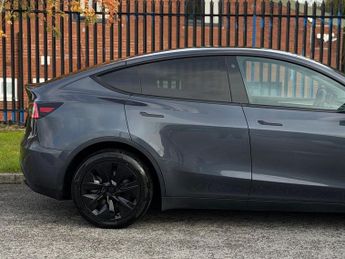 Tesla Model Y (Dual Motor) Long Range Auto 4WDE 5dr