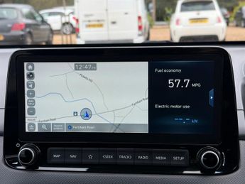 Hyundai Kona 1.6 h-GDi Premium SUV 5dr Petrol Hybrid DCT Euro 6 (s/s) (141 ps