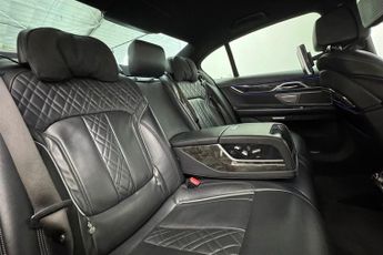 BMW 730d 3.0 M Sport Auto xDrive Euro 6 (s/s) 4dr