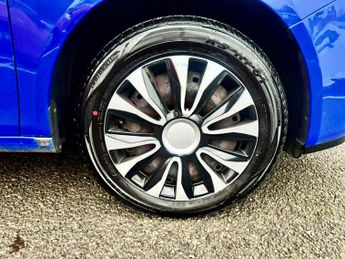 Skoda Fabia 1.2 HTP 6V 1 Hatchback 5dr Petrol Manual (140 g/km, 60 bhp)