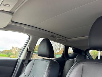 Nissan Qashqai 1.2 DIG-T Tekna SUV 5dr Petrol XTRON 2WD Euro 6 (s/s) (115 ps)