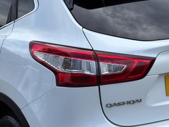 Nissan Qashqai 1.2 DIG-T Tekna SUV 5dr Petrol XTRON 2WD Euro 6 (s/s) (115 ps)