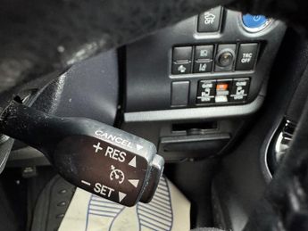 Toyota Voxy TOYOTA VOXY PETROL HYBRID 1.8L AUTO 7 SEAT EURO 6, ULEZ 67-17, V