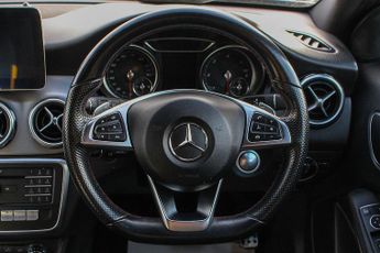 Mercedes GLA220 d 2.1 AMG Line SUV 5dr Diesel 7G-DCT 4MATIC Euro 6 (s/s) (177 ps