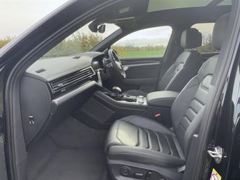 Volkswagen Touareg V6 BLACK EDITION TDI