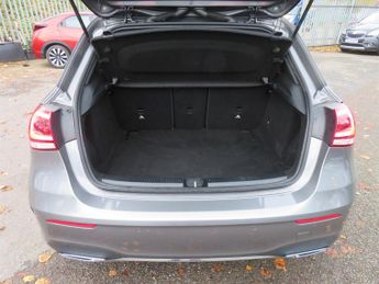 Mercedes A180d A180D AMG LINE EXECUTIVE AUTOMATIC