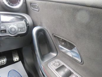 Mercedes A180d A180D AMG LINE EXECUTIVE AUTOMATIC