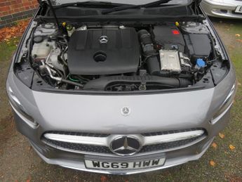 Mercedes A180d A180D AMG LINE EXECUTIVE AUTOMATIC