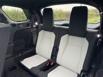 Land Rover Discovery Sport R-DYNAMIC SE D165 7 SEATS