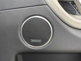 Land Rover Discovery Sport R-DYNAMIC SE D165 7 SEATS