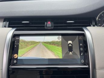 Land Rover Discovery Sport R-DYNAMIC SE D165 7 SEATS