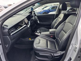 Kia Niro 64kWh 4+ SUV 5dr Electric Auto (201 bhp)