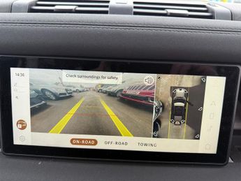 Land Rover Defender X-DYNAMIC SE