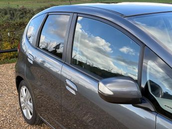 Honda Jazz 1.4 i-VTEC EX Hatchback 5dr Petrol CVT Euro 5 (99 ps)