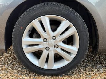 Honda Jazz 1.4 i-VTEC EX Hatchback 5dr Petrol CVT Euro 5 (99 ps)
