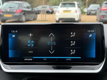 Peugeot 208 1.2 PureTech Allure Premium + Hatchback 5dr Petrol Manual Euro 6