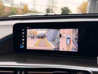 Mercedes EQC 400 80kWh AMG Line (Premium Plus) Auto 4MATIC 5dr