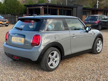 MINI Hatch 1.5 Cooper Hatchback 3dr Petrol Manual Euro 6 (s/s) (136 ps)