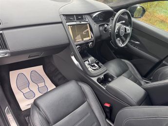 Jaguar E-Pace P300e 12.17kWh R-DYNAMIC HSE