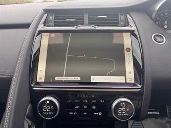 Jaguar E-Pace P300e 12.17kWh R-DYNAMIC HSE