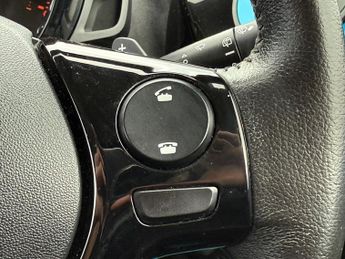 Toyota Aygo 1.0 VVT-i x-cite Hatchback 5dr Petrol x-shift Euro 6 (68 ps)