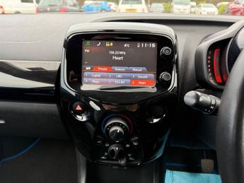 Toyota Aygo 1.0 VVT-i x-cite Hatchback 5dr Petrol x-shift Euro 6 (68 ps)