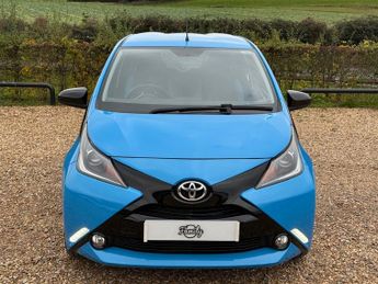 Toyota Aygo 1.0 VVT-i x-cite Hatchback 5dr Petrol x-shift Euro 6 (68 ps)