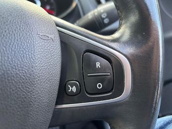 Renault Clio 1.5 dCi Dynamique S Nav Hatchback 5dr Diesel EDC Euro 6 (s/s) (9