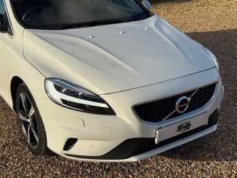 Volvo V40 2.0 D2 R-Design Edition Hatchback 5dr Diesel Manual Euro 6 (s/s)