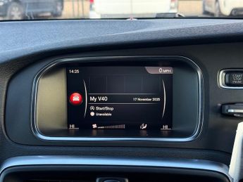 Volvo V40 2.0 D2 R-Design Edition Hatchback 5dr Diesel Manual Euro 6 (s/s)