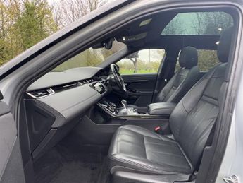 Land Rover Range Rover Evoque R-DYNAMIC SE D180