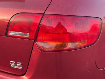 Audi A3 3.2 Sport Sportback 5dr Petrol S Tronic quattro (228 g/km, 247 b