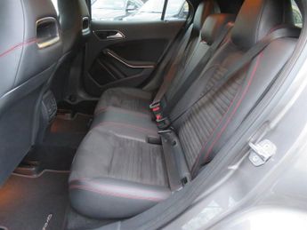 Mercedes GLA220 GLA D 4MATIC AMG LINE AUTOMATIC