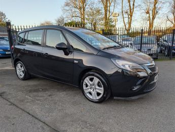 Vauxhall Zafira 1.8 16V Exclusiv MPV 5dr Petrol Manual Euro 5 (140 ps)